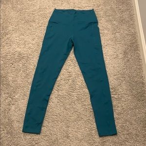 Buff Bunny Leggings in Laguna!